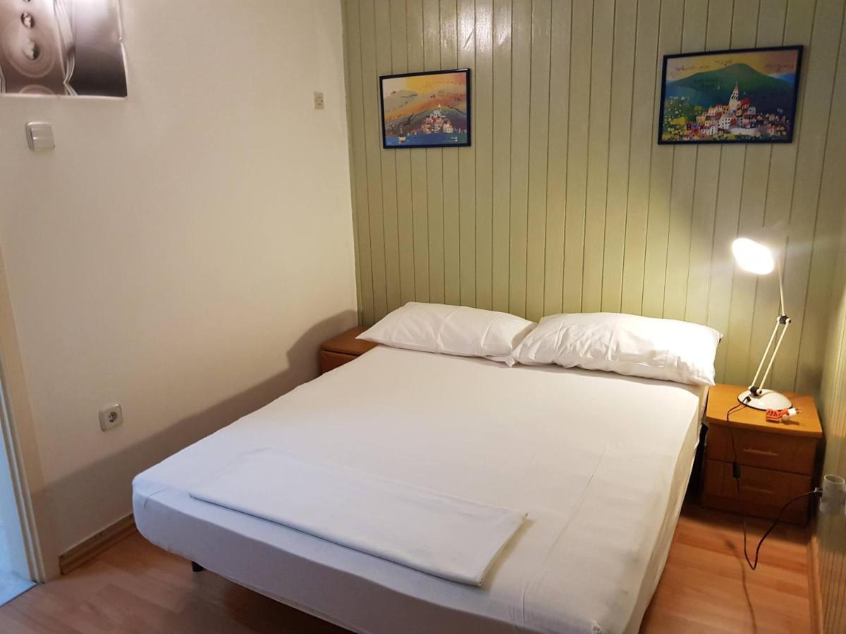 Mare Azzuro II Apartment Пула Екстериор снимка