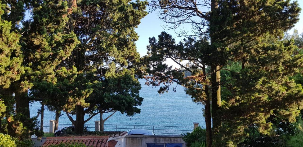 Mare Azzuro II Apartment Пула Екстериор снимка