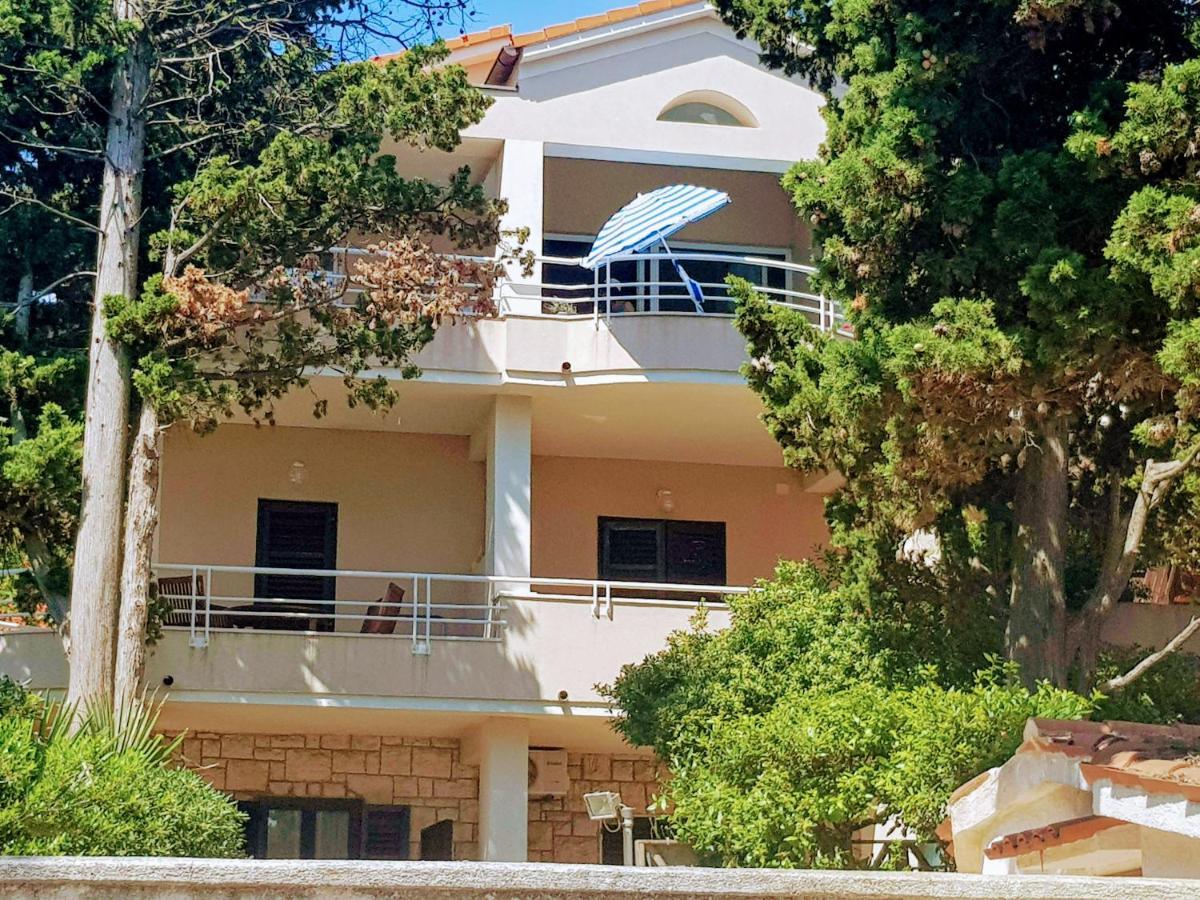 Mare Azzuro II Apartment Пула Екстериор снимка